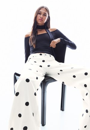 RELAXED FIT - Blugi loose fit - white