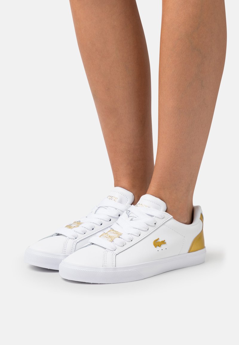 lacoste-lerond-pro-tenisky-white-gold-b-l-zalando-cz