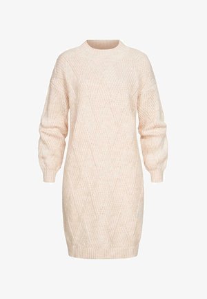 Rochie tricotată de culoare bej deschis, cu un model în diamant, manșete fâlfâite și guler rotund. Textură moale, croială lejeră, lungime până la mijlocul coapsei.