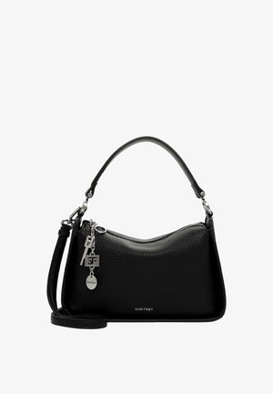 Sac à main en cuir noir avec texture granuleuse, fermeture éclair, et bandoulière amovible. Dispose de quincaillerie en argent et d'un charme avec accents de logo.