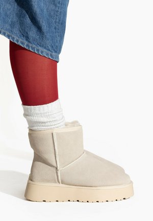 Gooce THIMBLE - Botas para la nieve - white