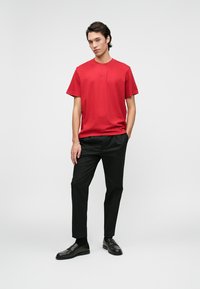 Calvin Klein TEE - Βασικό μπλουζάκι - scooter