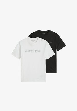 Due T-shirt del marchio Marc O'Polo, una bianca e una nera, entrambe con maniche corte e collo rotondo.