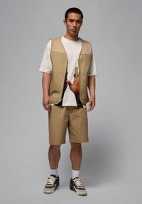 Jordan Shorts - desert camo