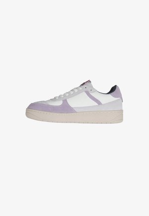 Morrison, ZETA - Tossud - white purple
