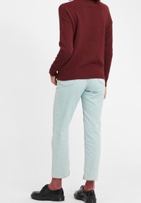 Oxmo Sweter