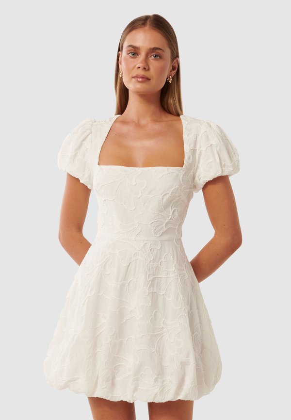 MAEVE BUBBLE HEM BRODERIE MINI - Cocktail dress / Party dress - porcelain3