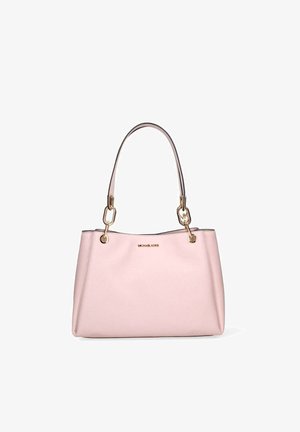 Borsa in pelle rosa chiaro con accessori dorati, doppia tracolla e piccolo logo del marchio al centro davanti.