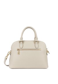 Sac à main structuré de couleur crème avec une finition texturée, un haut arrondi, des poignées doubles et une bandoulière amovible. Accent en fermeture éclair dorée.