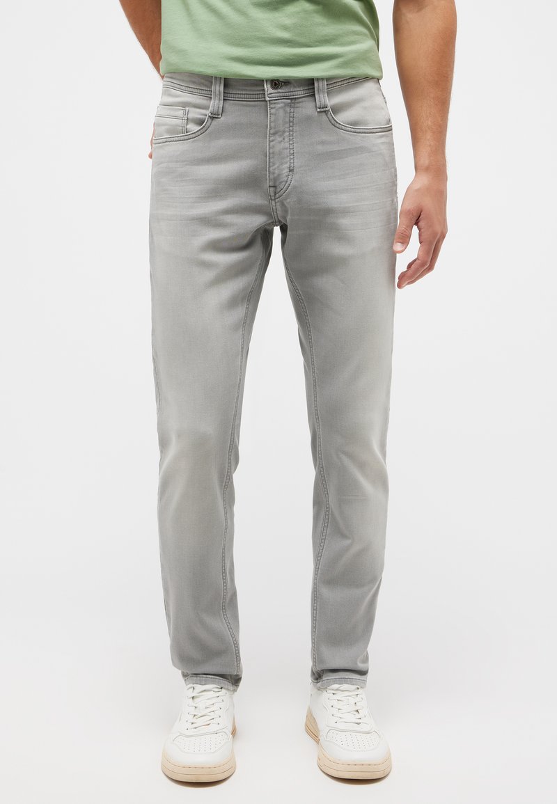 MUSTANG Style Orlando - Jeans Slim Uomo, Vita Alta, Cotone Elasticizzato, Lavaggio Invecchiato, 5 Tasche