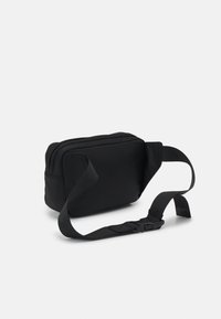 HVISK VENICE MATTE UNISEX - Skulderveske - black soil