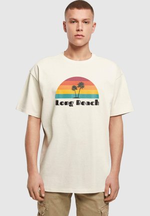 Merchcode BEACH HEAVY  - T-Shirt print - sand