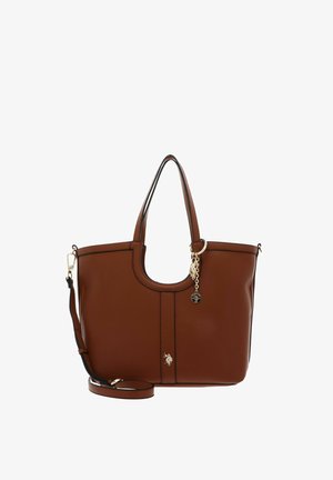 Sac cabas en cuir marron avec double poignée, bandoulière amovible, breloque chaîne et petit logo doré au centre devant.