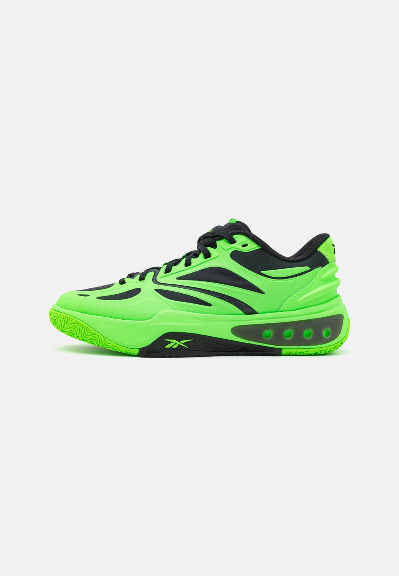 Neon-grüne Sportschuhe mit schwarzen Akzenten, die ein schlankes Design, eine strukturierte Sohle und sichtbare Dämpfungselemente für mehr Unterstützung bieten.