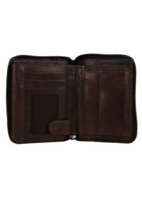 Cartera de cuero marrón con cierre de cremallera, que cuenta con ranuras para tarjetas, un bolsillo de malla para identificación y una correa segura. Textura suave con un diseño clásico.