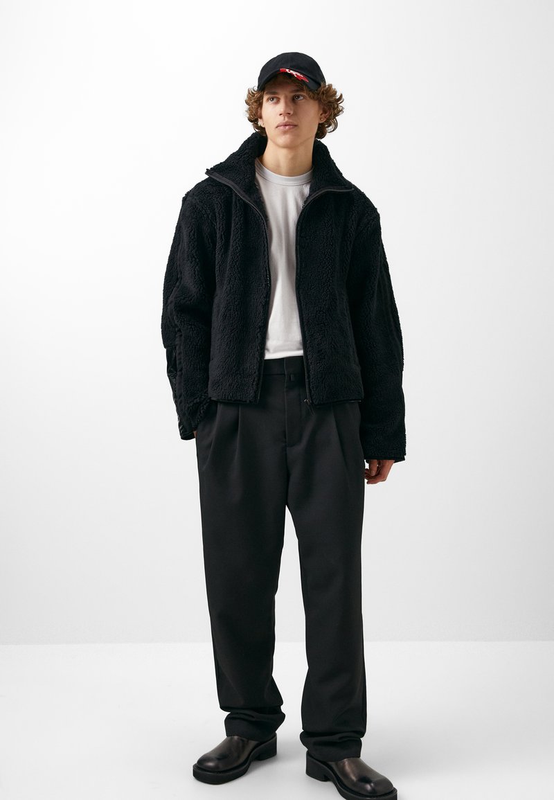 032c-tech-jacket-uni-fleecejacke-black-schwarz-zalando-at