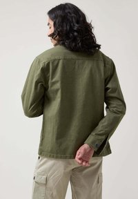 ALTONADOCK Chaqueta fina - verde