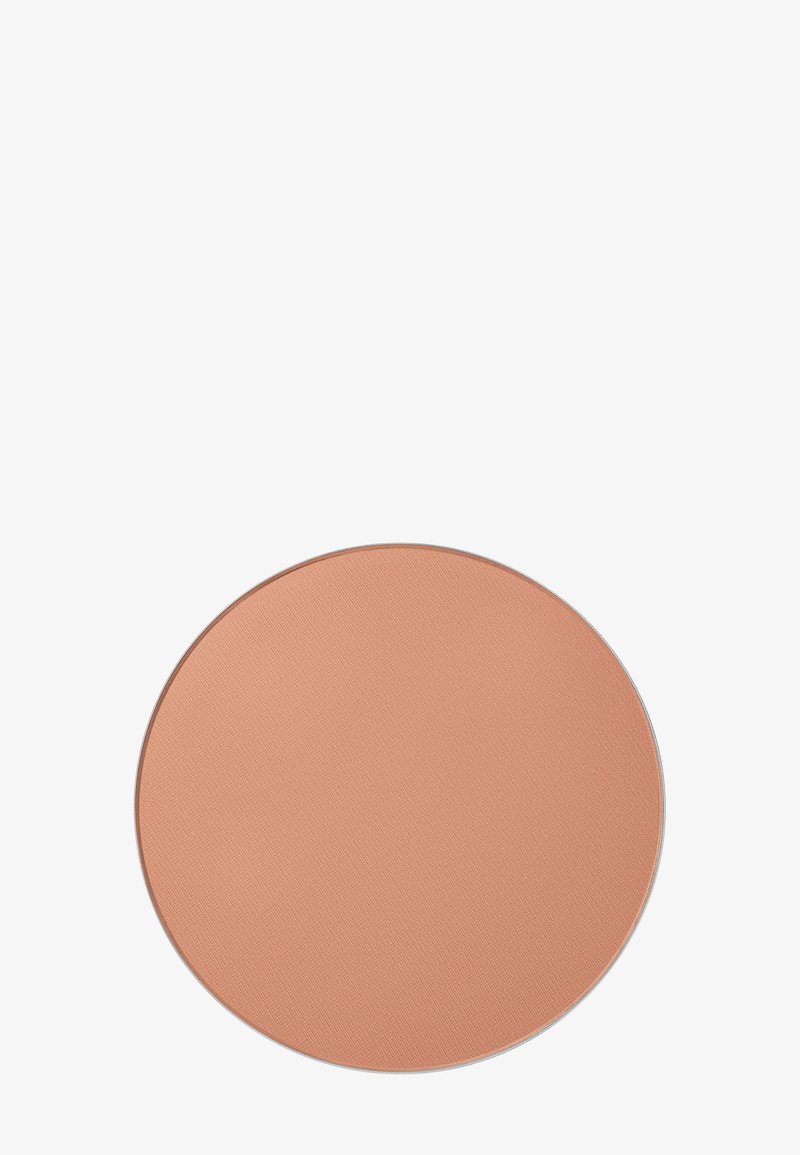 MAC STUDIO FIX POWDER PLUS FOUNDATION REFILL - Foundation - nw25 beige