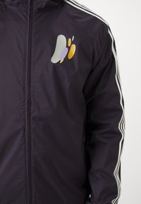 adidas Performance REAL MADRID SZN WB - Verryttelytakki - aurora black