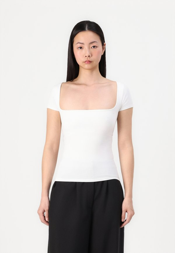 CLEAN LINES BABY TEE - Basic T-shirt