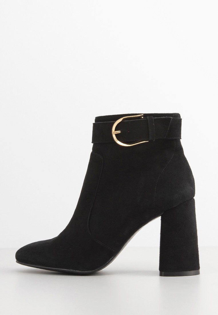 Botine