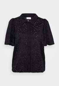 Svart blus med kort ärm, med spetsöverdrag, krage och knäppning fram. Texturerat blommönster genom hela plagget.