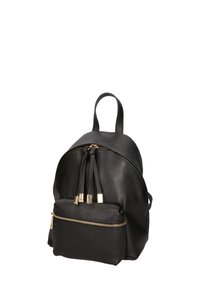 Schwarzer Leder-Rucksack mit runder Form, zwei Reißverschlussfächern, goldenen Hardware-Akzenten und strukturierter Oberfläche.