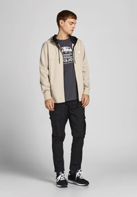 Jack & Jones JCOAIR HOOD - Felpa con zip - oxford tan melange