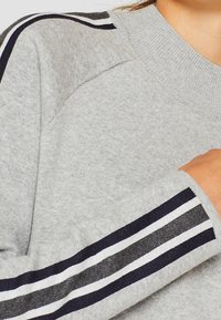edc by Esprit Jersey de punto - light grey