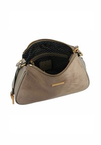 Borsa grigia e taupe con esterno in pelle scamosciata, hardware dorato, fodera a pois e doppie tasche con zip per un'ottima organizzazione.