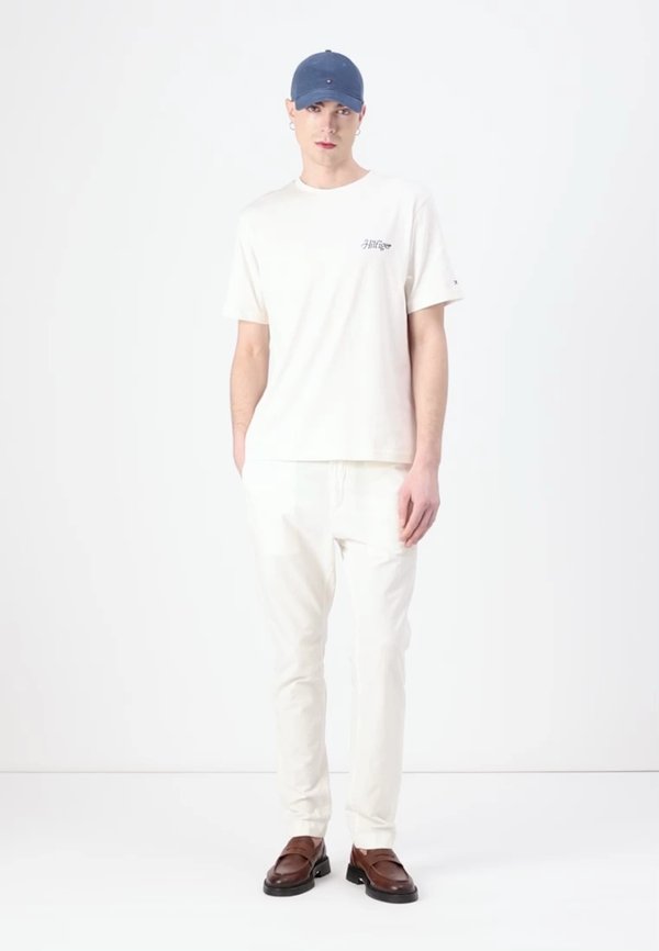 SUMMER TEE - Print T-shirt - ivory petal4