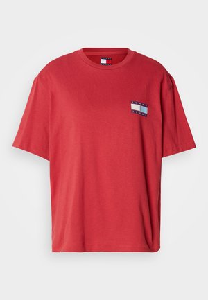 Tommy Jeans, 90S MULTI BACK LOGO T-SHIRT - T-shirt print - terracotta red