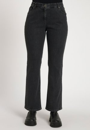 Jeans de mezclilla gris oscuro con un diseño de pierna recta slim, que cuentan con una cinturilla elástica alta y bolsillos frontales. Textura suave, costuras mínimas.