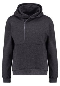 Ciemnoszara bluza z kapturem wykonana z miękkiego materiału, z pół zamkiem błyskawicznym, dużą kieszenią kangurzą z przodu oraz ściągaczami przy mankietach i u dołu.