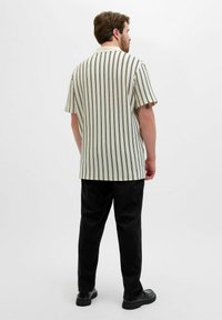 Jack & Jones PLUS SIZE - Poloshirt - cloud dancer