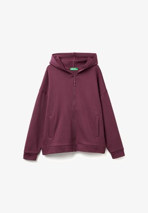 Sudadera burdeos con cremallera, hecha de tela suave, con capucha, dos bolsillos frontales y puños acanalados. Corte casual y holgado con una textura suave.