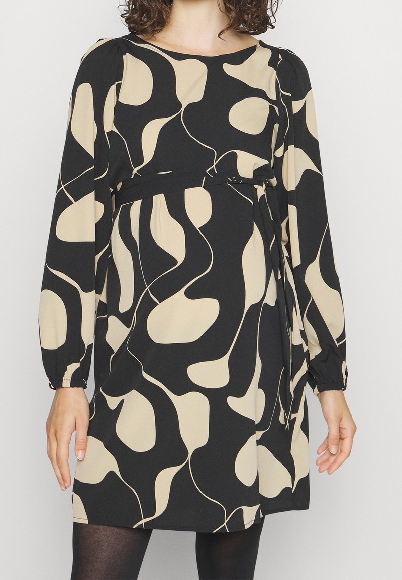 Vero Moda Maternity Robe de jour - black