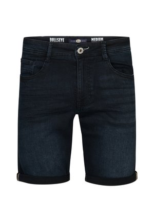 Pantalones cortos de mezclilla oscura con puños doblados, cinco bolsillos y cierre de botón metálico. Presenta un suave desgaste y una etiqueta con la leyenda "BULLSEYE MEDIUM".