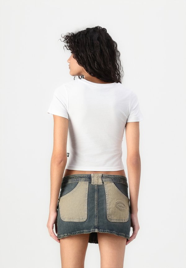 CROPPED MINI SLIM - Basic T-shirt4