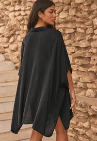 Next OVERHEAD  COVER-UP - Tunikaer - black