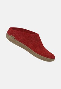 Pantofola rossa in feltro con design chiuso e basso. Suola in gomma beige, punta arrotondata e dettagli di cucitura discreti lungo il bordo.