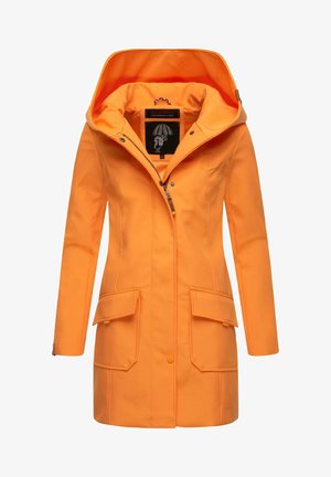 Veste imperméable orange avec une capuche, deux poches frontales et une fermeture éclair. Présente une texture lisse et une doublure intérieure contrastante.