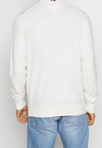 Tommy Hilfiger Maglione - off-white