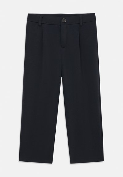 Pantaloni negri cu picior drept, cu închidere frontală cu nasture și fermoar, cu bucle pentru curea și o textură netedă, simplă a țesăturii.