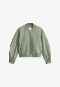 Unselected, fresh sage