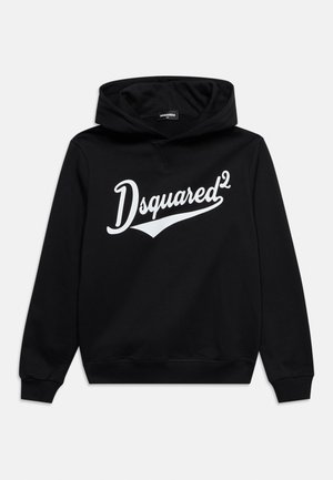 Čierna mikina s kapucňou s bielym logom "Dsquared²" potlačeným cez hrudník, s dlhými rukávmi a rebrovanými manžetami a lemom.