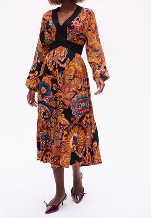 Robe de jour - multi-coloured