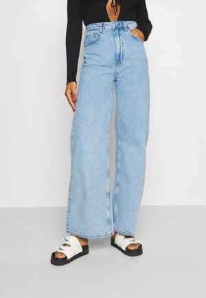 Flared Jeans - light blue