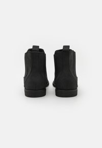 Pier One UNISEX - Botines - black