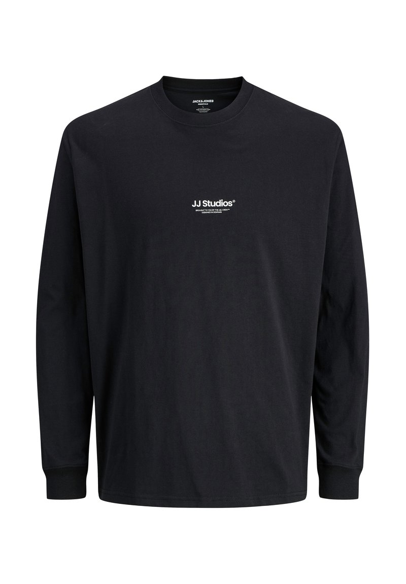 Zwarte longsleeve T-shirt gemaakt van katoen. Voorzien van een klein wit "JJ Studios" logo op de borst. Eenvoudig ontwerp met geribbelde manchetten.